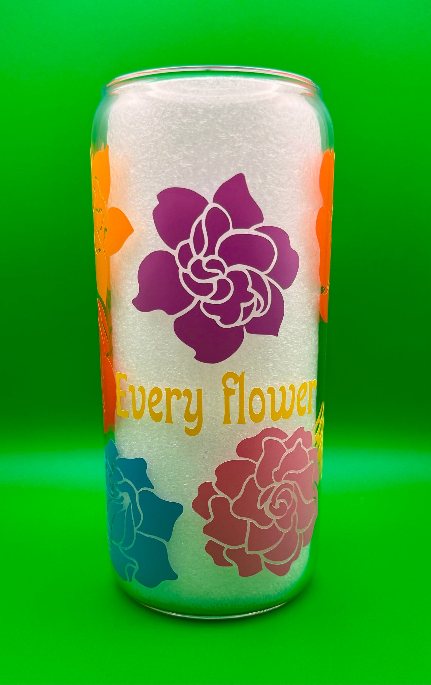 “Every Flower Blooms in Its Own Time” Glass Can – 20 oz with Bamboo Lid & Stainless Steel Straw