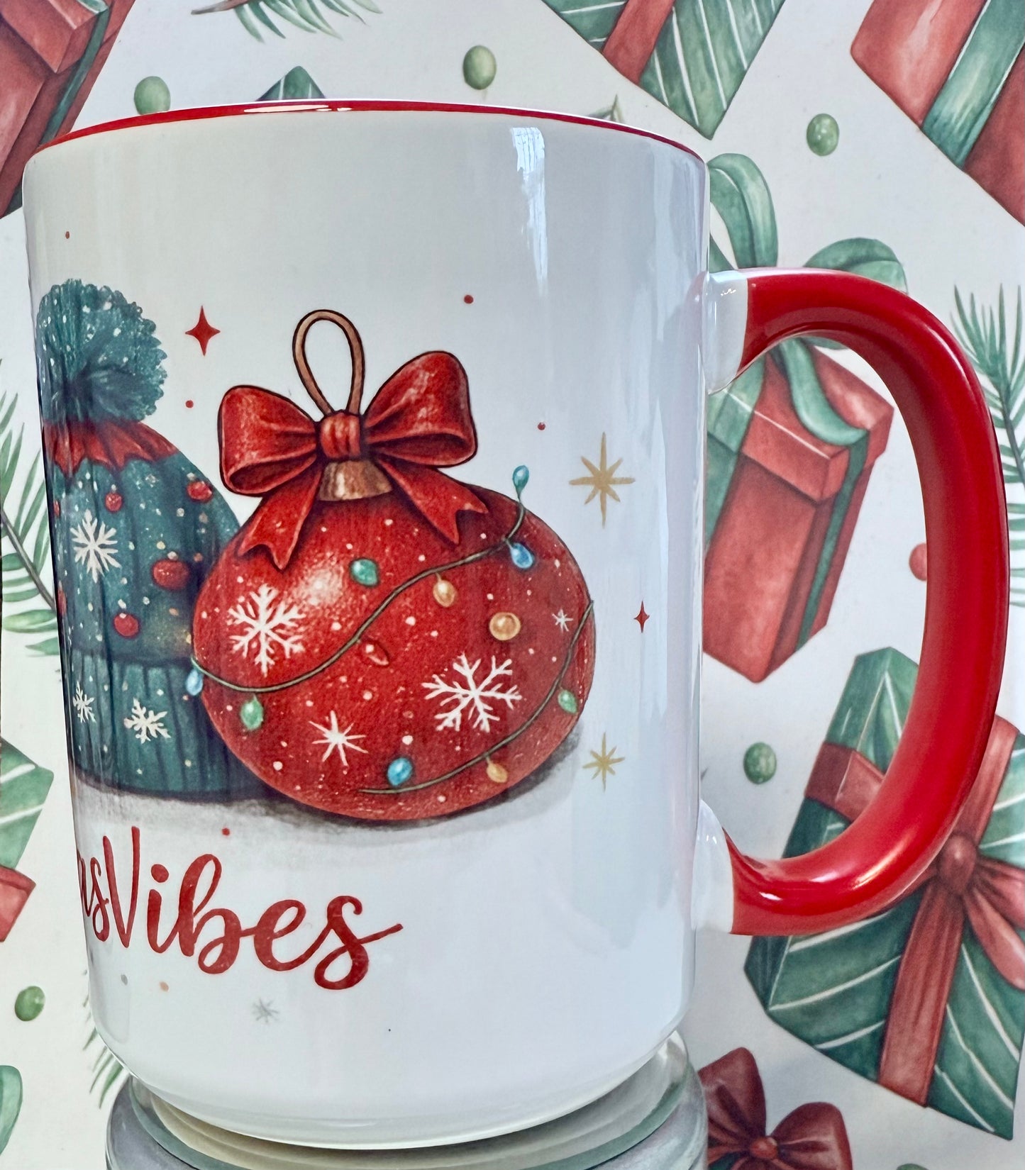 Christmas Vibes Mug – 15 oz (Red interior, red handle)