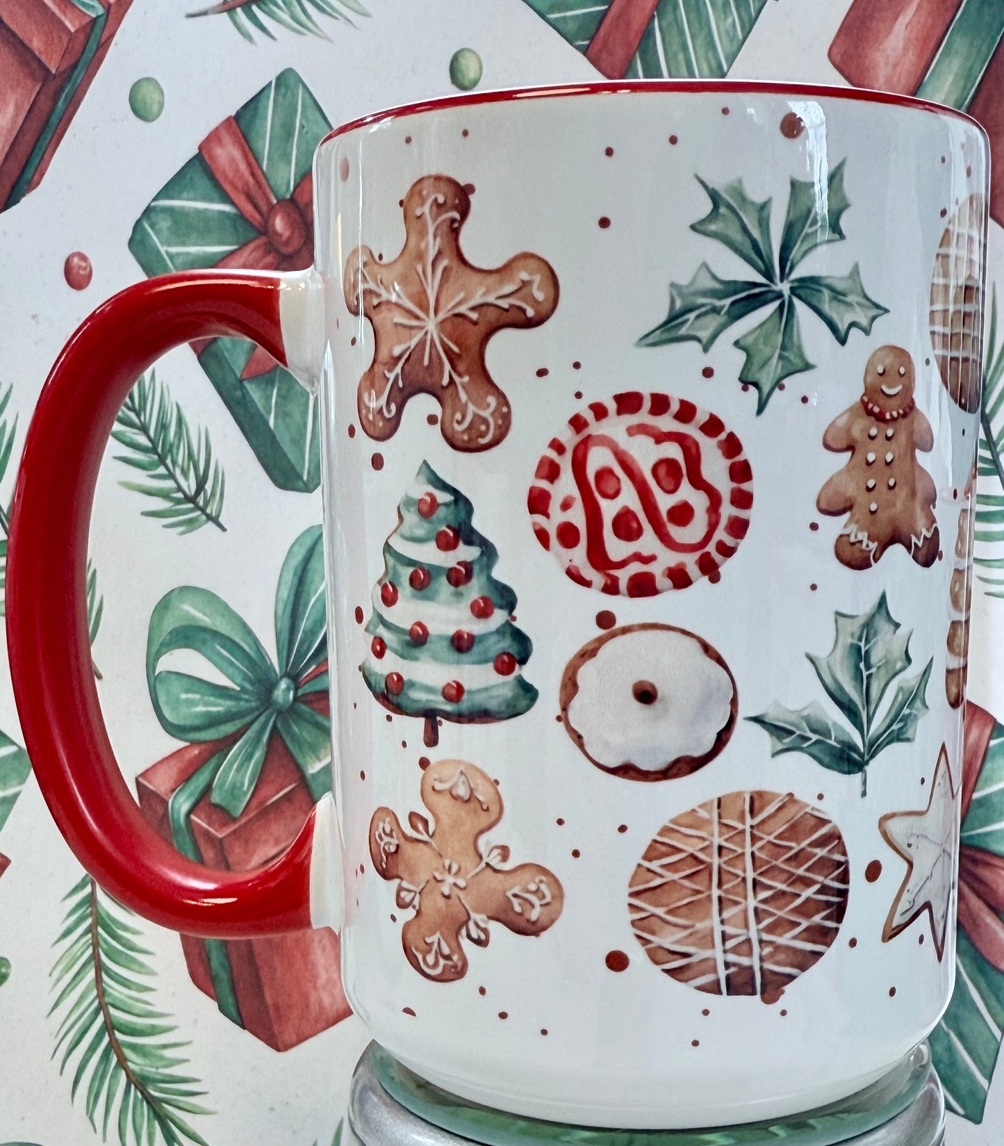 Christmas Cookies Mug – 15 oz (Red interior, red handle)