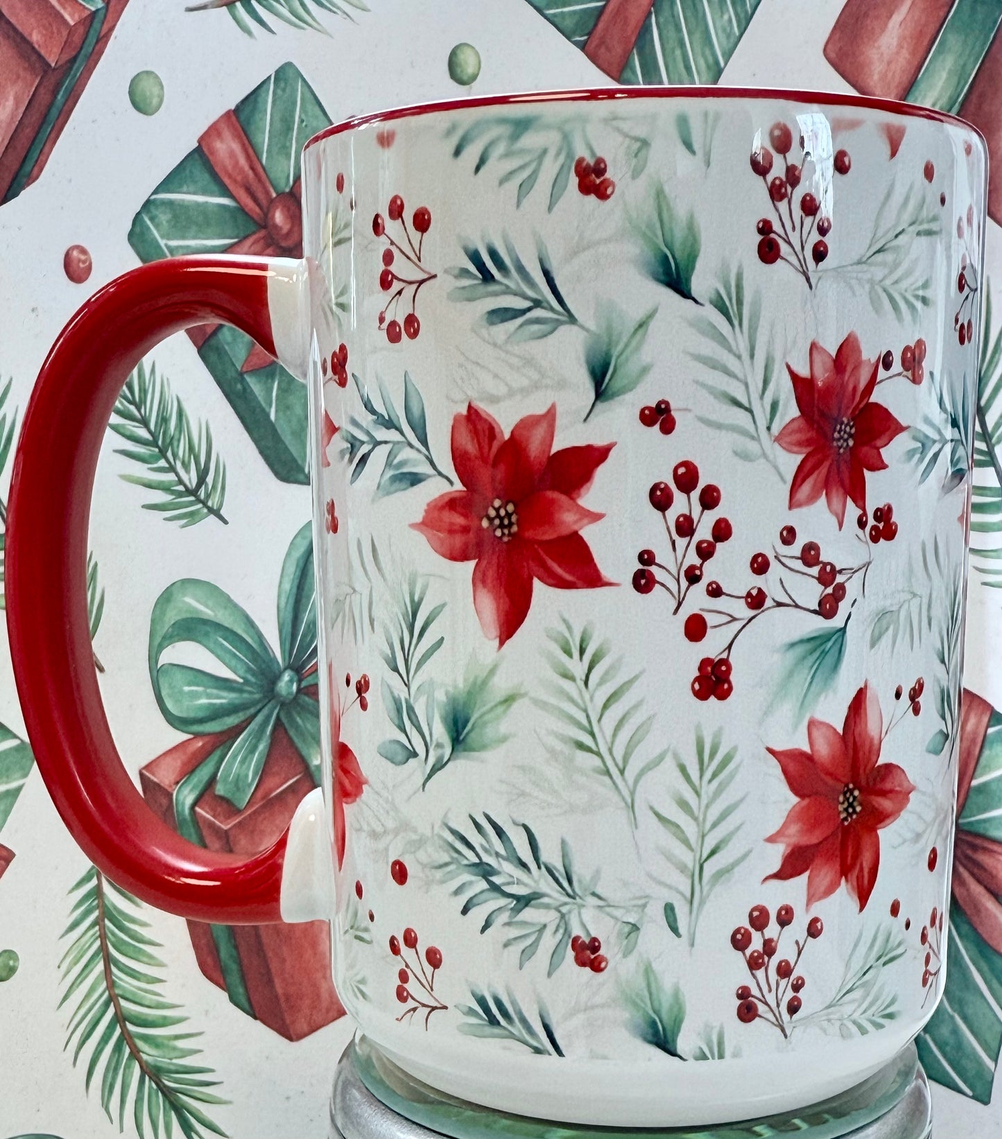 Poinsettia & Holly Berries Mug – 15 oz (Red interior, red handle)